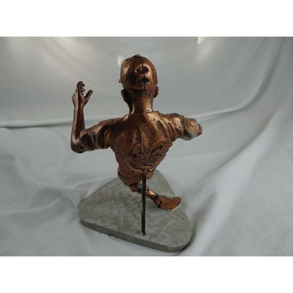 2017 Dodgers Replica Jackie Robinson Statue - Picture 9 of 12